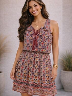 Boho Printed Sleeveless Tie-Front Dress in Burgundy Multi
